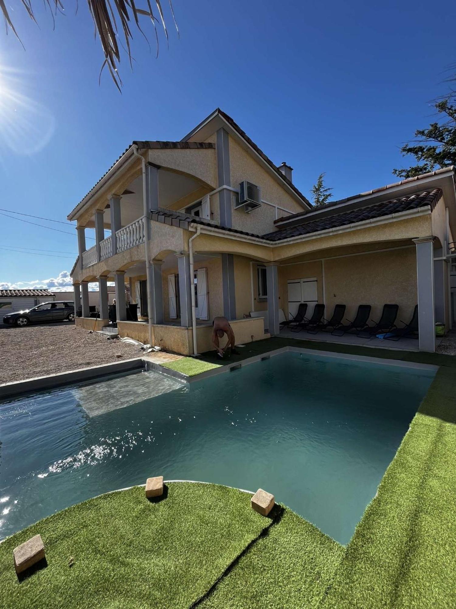 Villa Contemporaine Avec Piscine Romans-sur-Isère Dış mekan fotoğraf