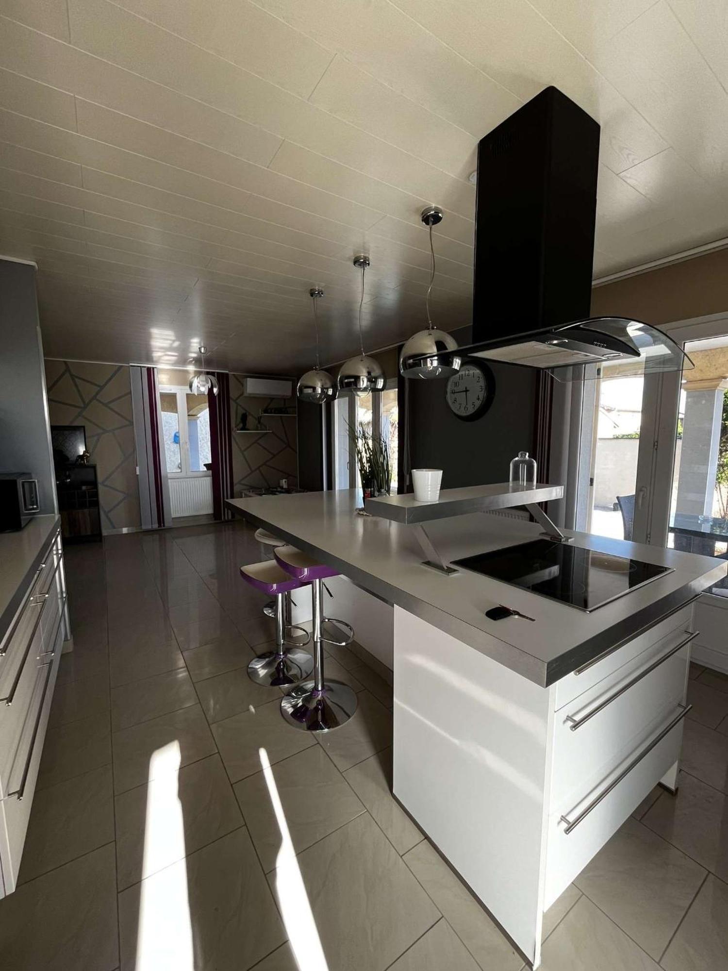 Villa Contemporaine Avec Piscine Romans-sur-Isère Dış mekan fotoğraf
